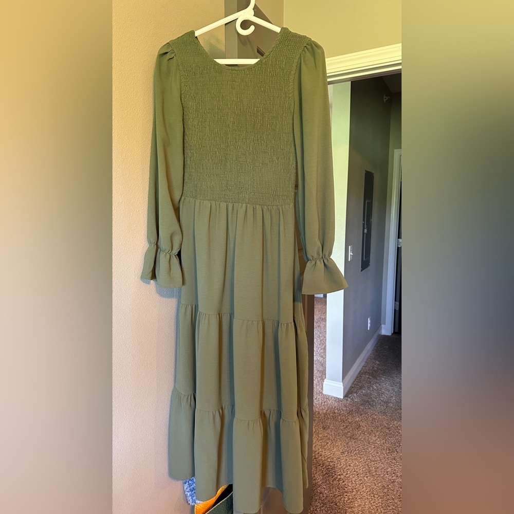 Green Long Sleeve Dress